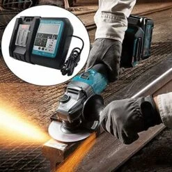 3A DC18RC Chargeur De Rechange Pour Batterie Makita 18 V BL1860B BL1860 BL1850 BL1845 BL1840B BL1840 BL1835 BL1830B BL1830 Avec écran LCD -Varta || Makita || OSRAM Soldes 80970757 3