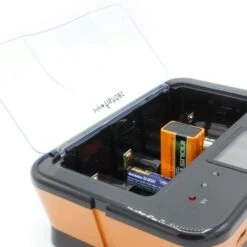 FISHTEC® Chargeur Universel De Piles C/D/AA/AAA/6LR61 NiCd NiMh + ALCALINES + USB -Varta || Makita || OSRAM Soldes 81923465 4