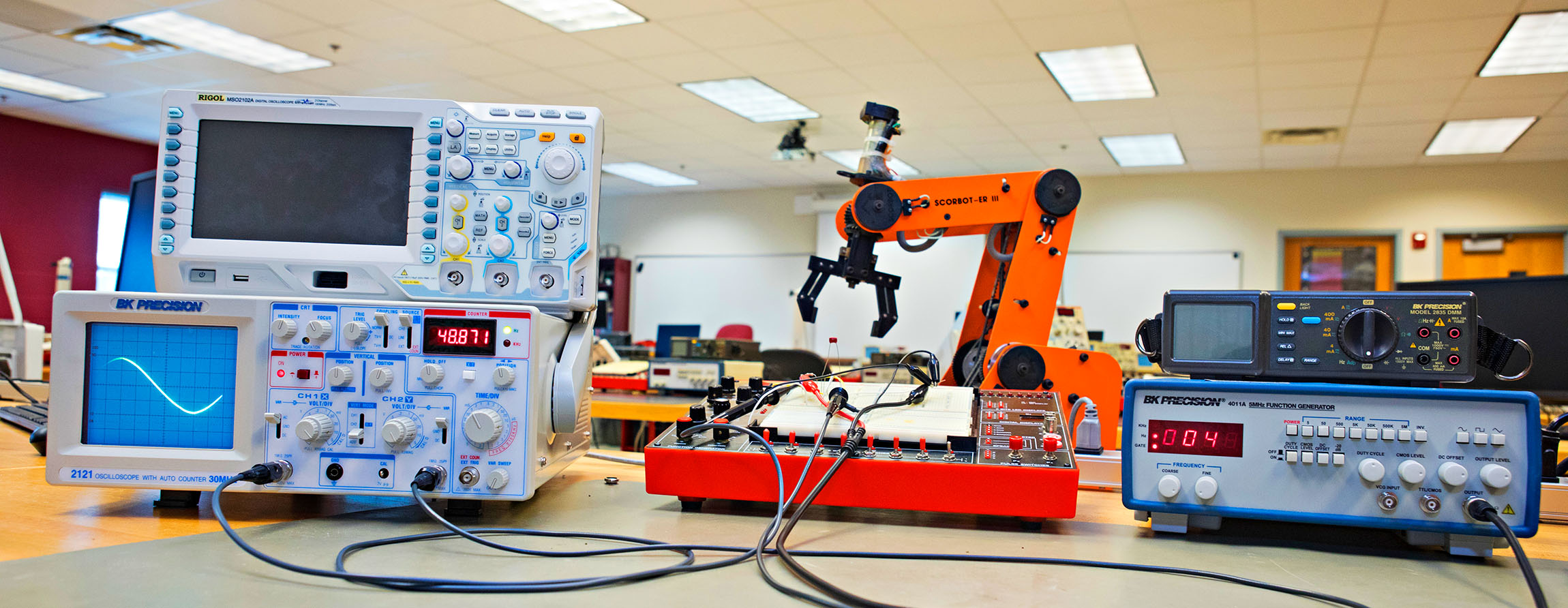 Varta || Makita || OSRAM Soldes 2 Varta || Makita || OSRAM Soldes -Varta || Makita || OSRAM Soldes hero electronics engineering technology